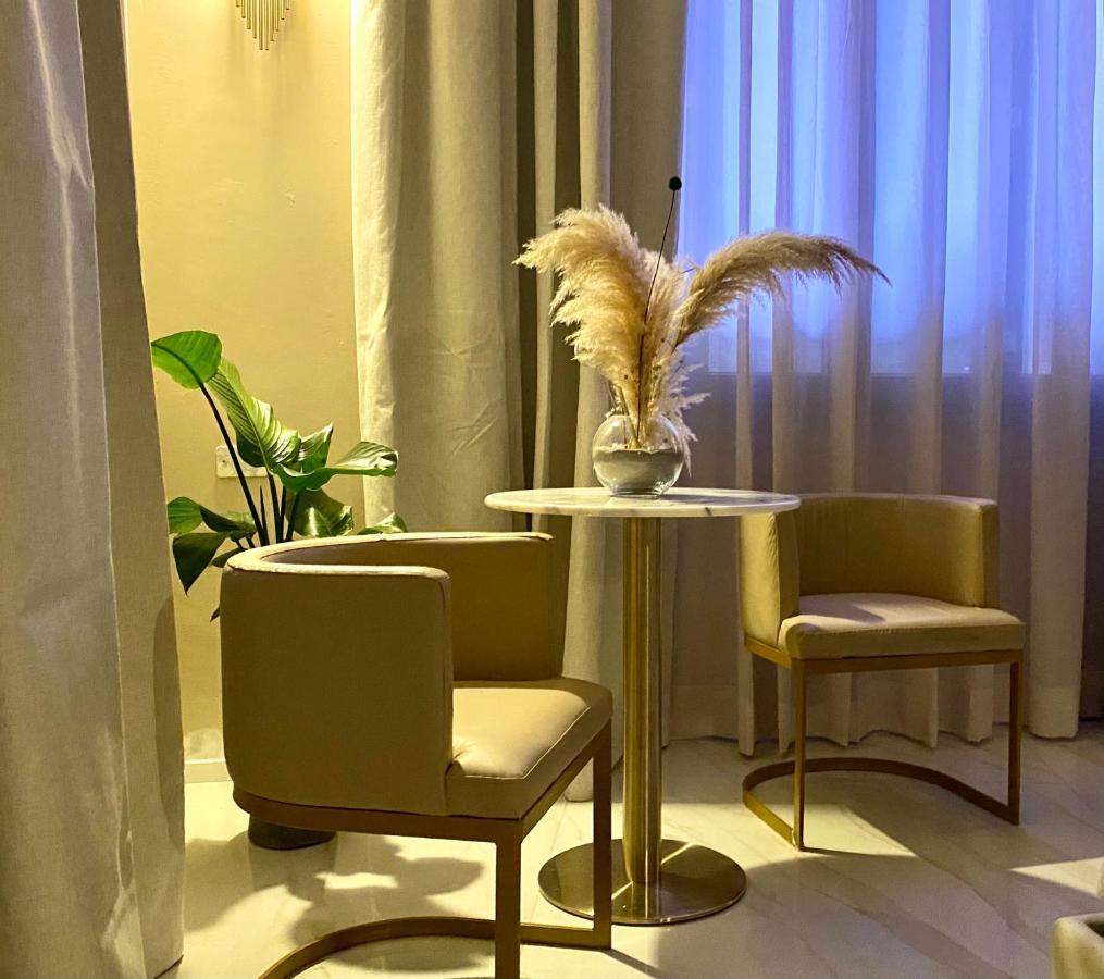 Intomilan Galleria Duomo Aparthotel